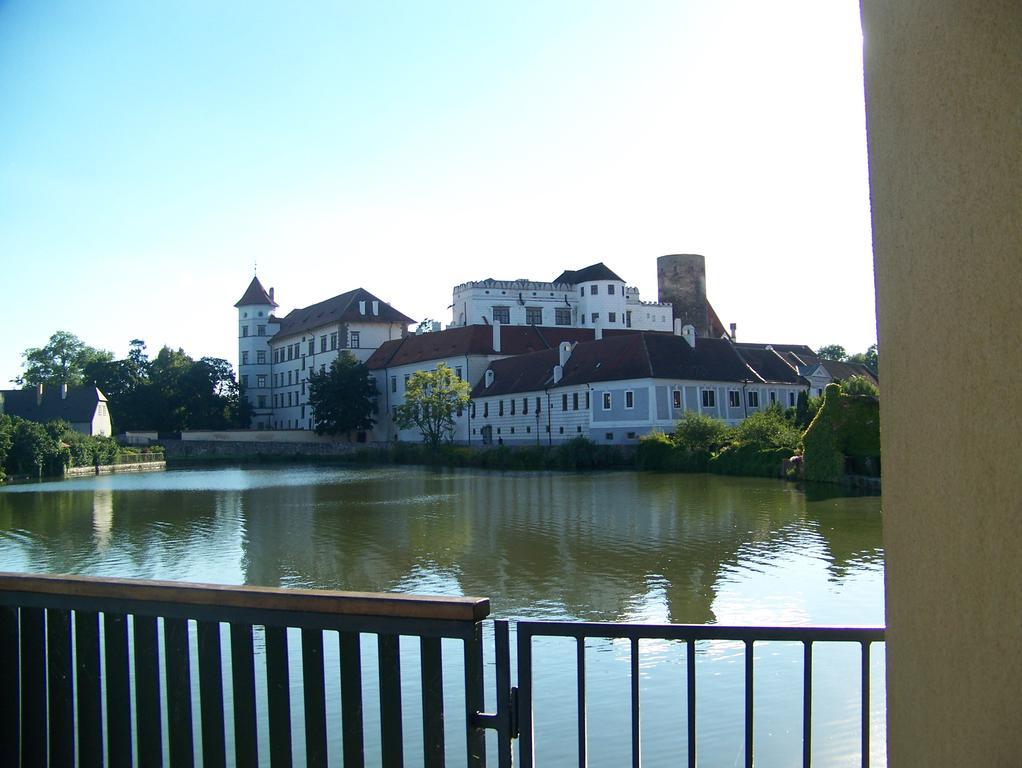 Studio Jindřichŭv Hradec Exterior foto